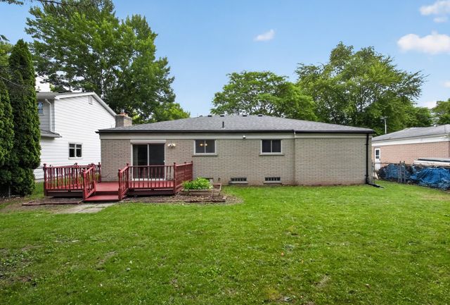 212 Charterhouse Drive, Canton, MI 48188