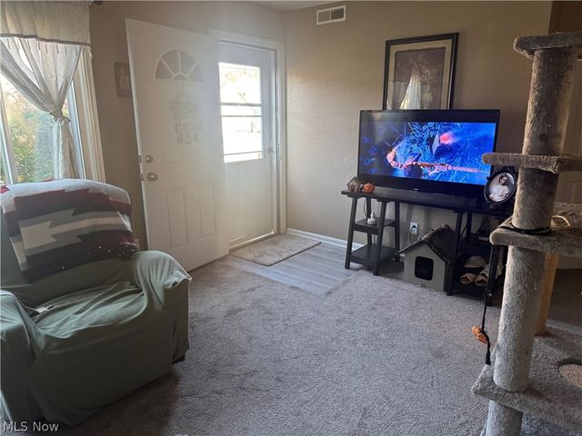 12301 Carrington Avenue, Cleveland, OH 44135