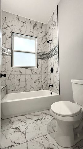 3647 W 57th Place, Chicago, IL 60629