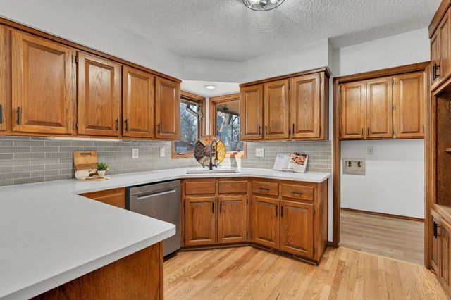 8405 S Ida St, Haysville, KS 67060