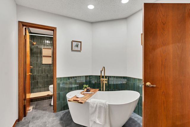 8405 S Ida St, Haysville, KS 67060