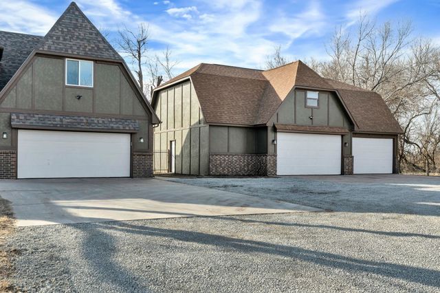 8405 S Ida St, Haysville, KS 67060