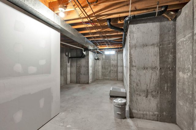 8405 S Ida St, Haysville, KS 67060