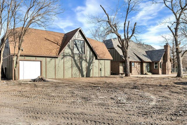 8405 S Ida St, Haysville, KS 67060