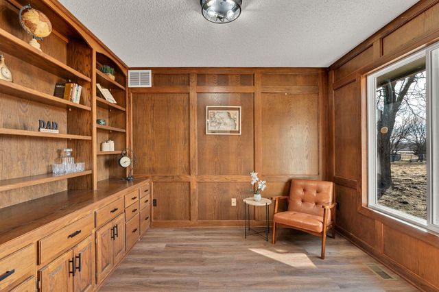 8405 S Ida St, Haysville, KS 67060