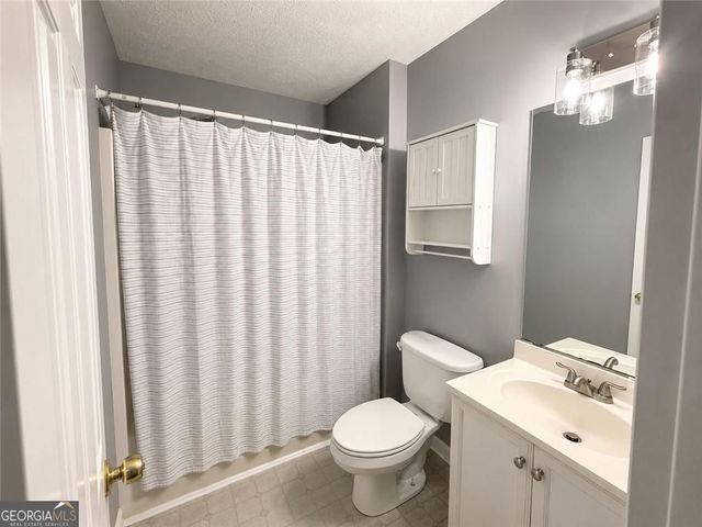 176 Deerfield Drive, Hiram, GA 30141