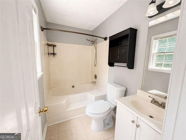 176 Deerfield Drive, Hiram, GA 30141