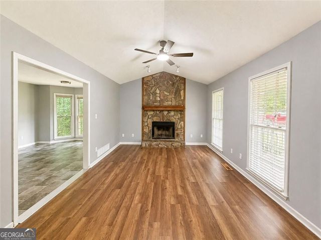 176 Deerfield Drive, Hiram, GA 30141
