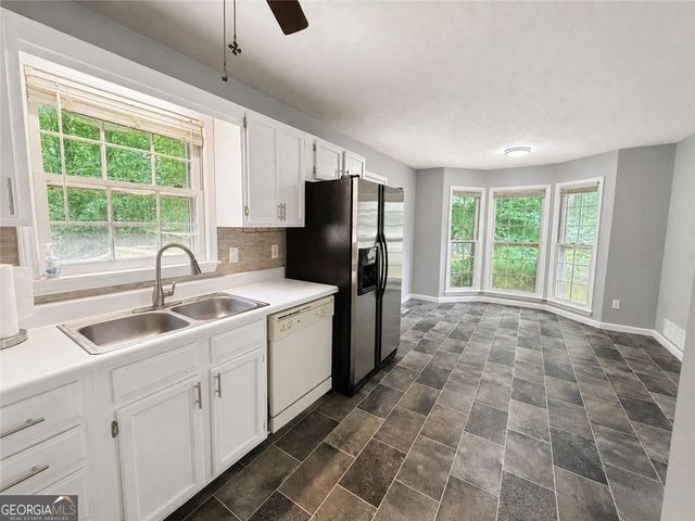 176 Deerfield Drive, Hiram, GA 30141