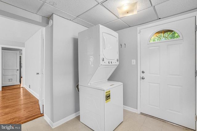 8230 GREGORY DR, Alexandria, VA 22309