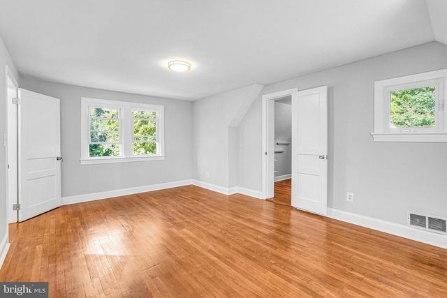 8230 GREGORY DR, Alexandria, VA 22309