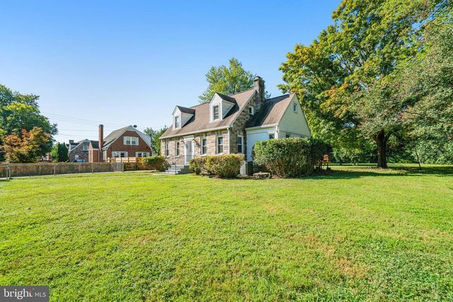 8230 GREGORY DR, Alexandria, VA 22309