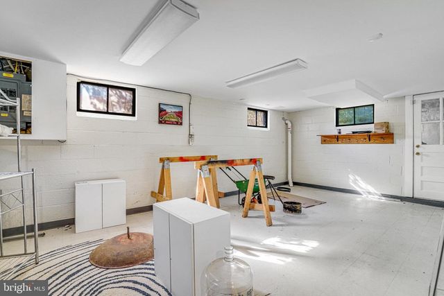 8230 GREGORY DR, Alexandria, VA 22309