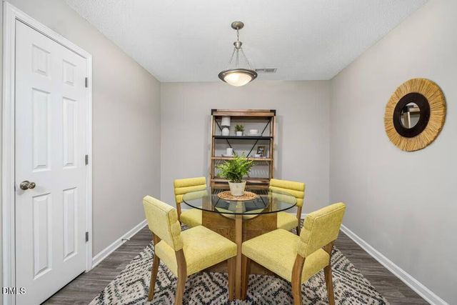 215 William Penn Plaza 1br Renovated, Durham, NC 27704