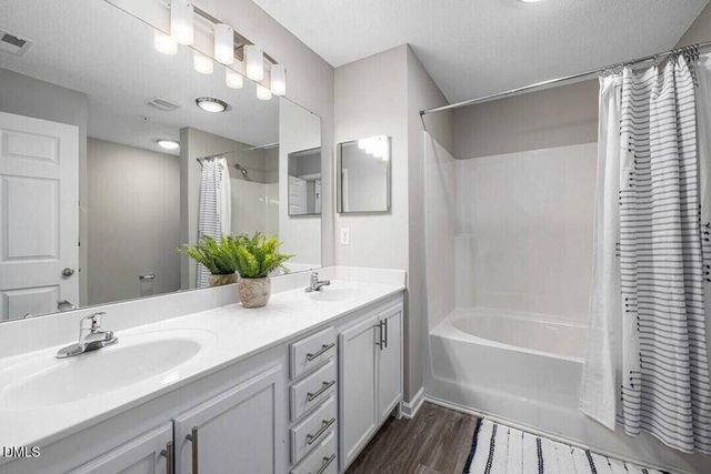 215 William Penn Plaza 1br Renovated, Durham, NC 27704