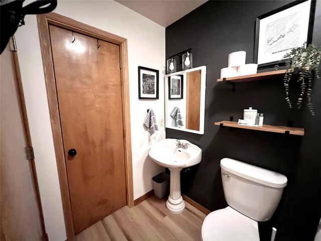 1 Thomas Circle, Eureka Springs, AR 72631