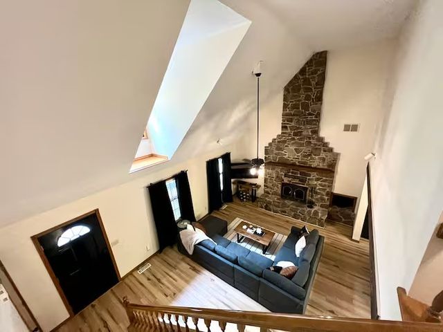 1 Thomas Circle, Eureka Springs, AR 72631