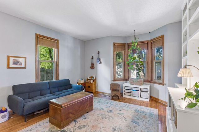 239 Oakwood Drive, Shoreview, MN 55126