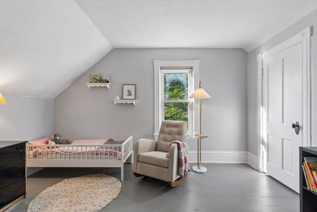 239 Oakwood Drive, Shoreview, MN 55126