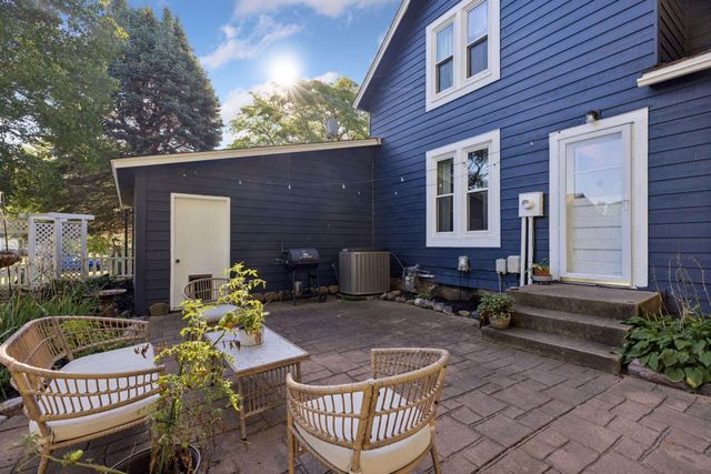 239 Oakwood Drive, Shoreview, MN 55126