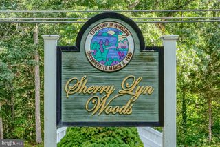 12 WASHBURNE AVE, Berlin, NJ 08009