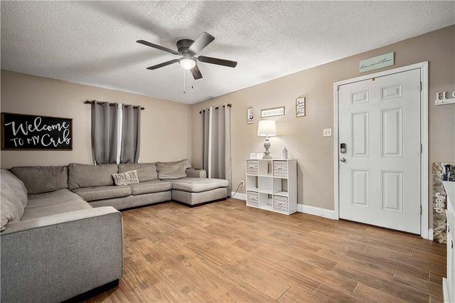 10801 Meadow Lane W, Irvington, AL 36544