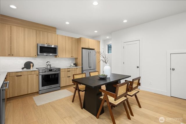 3407 NW 57th Street, Seattle, WA 98107