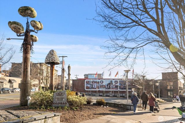 3407 NW 57th Street, Seattle, WA 98107