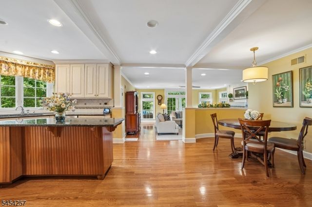 106 Pomeroy Rd, Madison Boro, NJ 07940