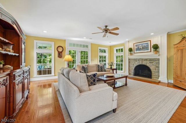 106 Pomeroy Rd, Madison Boro, NJ 07940