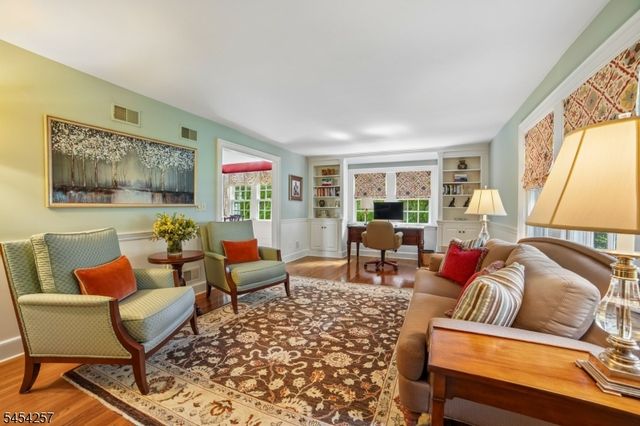 106 Pomeroy Rd, Madison Boro, NJ 07940