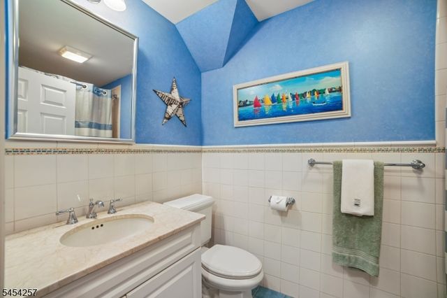 106 Pomeroy Rd, Madison Boro, NJ 07940