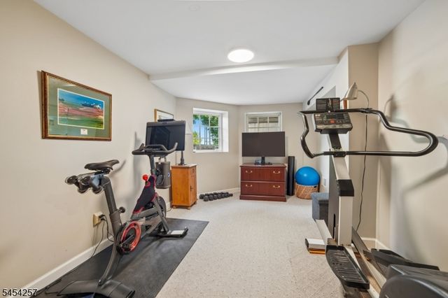 106 Pomeroy Rd, Madison Boro, NJ 07940