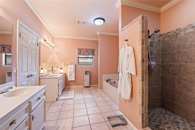 2207 Southern Hills Drive, League City, TX 77573