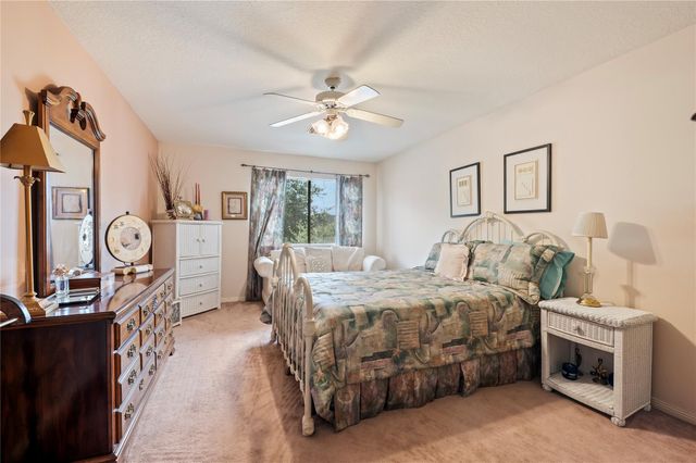 2207 Southern Hills Drive, League City, TX 77573