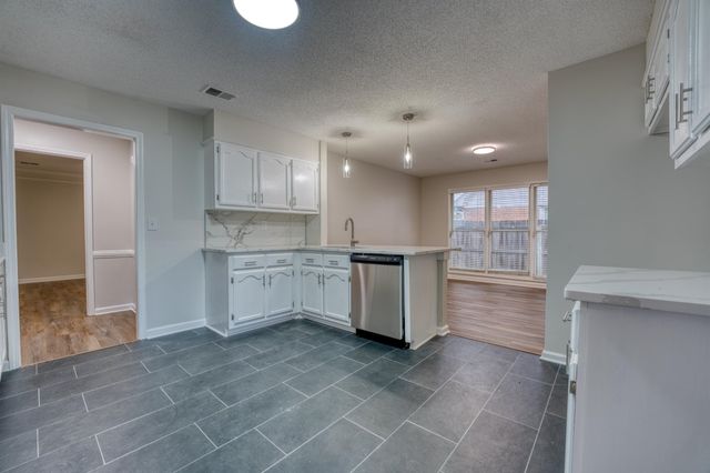 8936 ROWLEY CV, Cordova, TN 38016