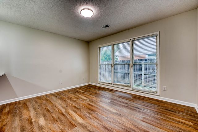8936 ROWLEY CV, Cordova, TN 38016