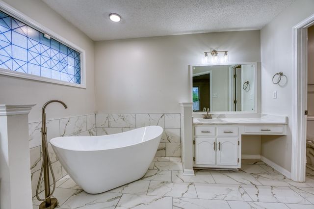 8936 ROWLEY CV, Cordova, TN 38016