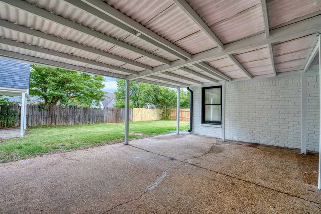 8936 ROWLEY CV, Cordova, TN 38016