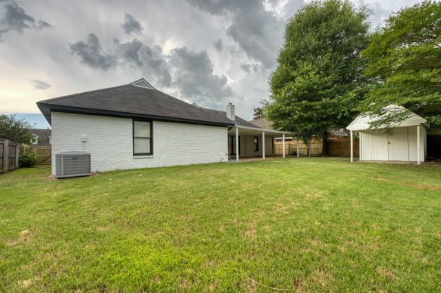 8936 ROWLEY CV, Cordova, TN 38016