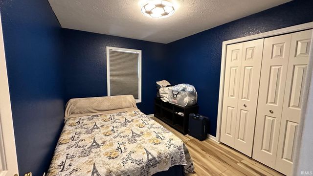 1312 Red Oak Drive, Goshen, IN 46526