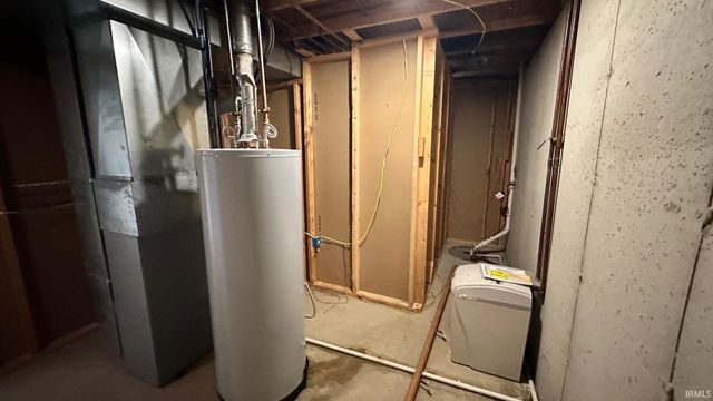 1312 Red Oak Drive, Goshen, IN 46526