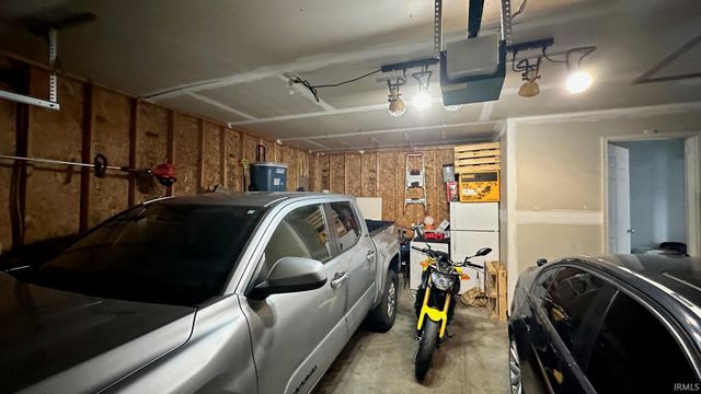 1312 Red Oak Drive, Goshen, IN 46526