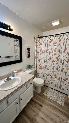 1312 Red Oak Drive, Goshen, IN 46526