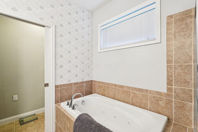 5807 Parchment Drive, Westerville, OH 43081