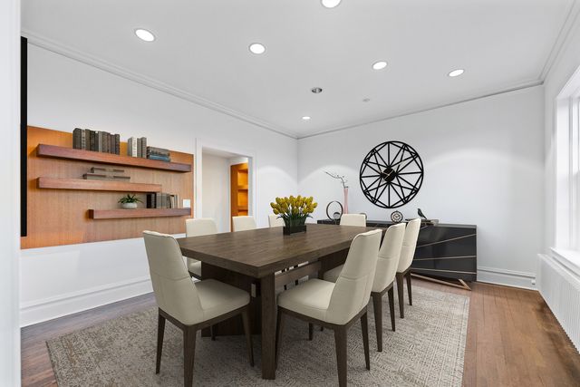 2600 N Lakeview Avenue 9B, Chicago, IL 60614