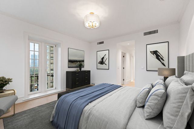 2600 N Lakeview Avenue 9B, Chicago, IL 60614