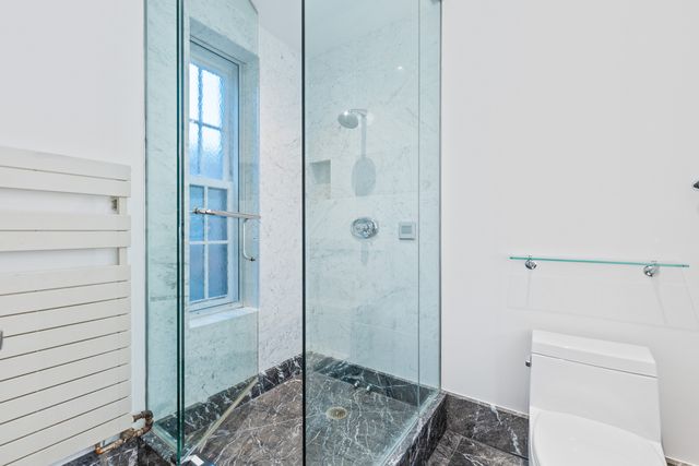 2600 N Lakeview Avenue 9B, Chicago, IL 60614