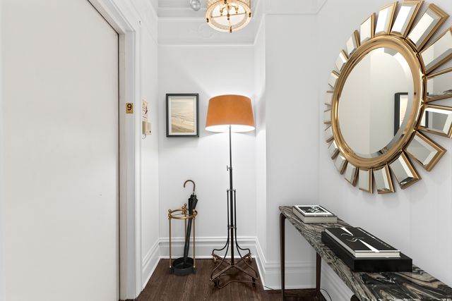 2600 N Lakeview Avenue 9B, Chicago, IL 60614