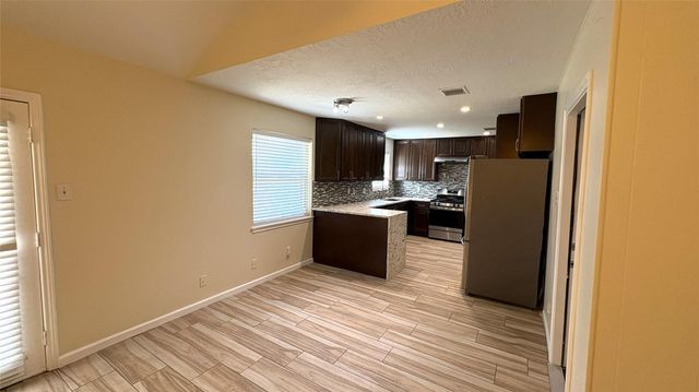 13631 Greenway Drive, Sugar Land, TX 77498